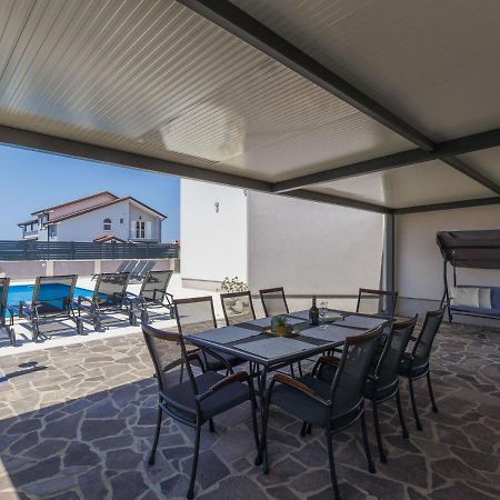 Holiday Home Villa Gocci By Interhome Kmeti Luaran gambar