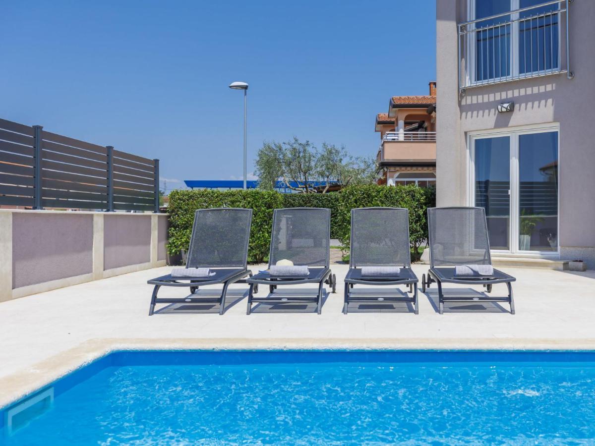Holiday Home Villa Gocci By Interhome Kmeti Luaran gambar